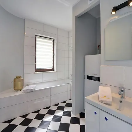 Sun Seasons 24 - Baltica Heaven